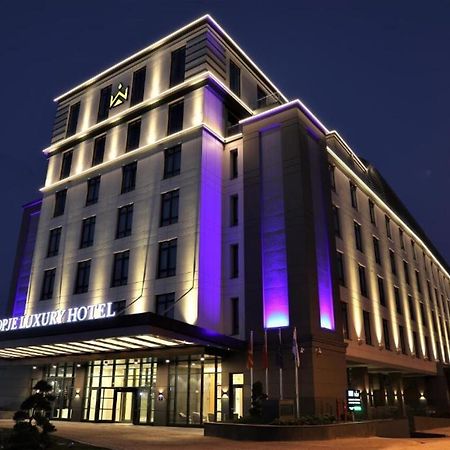 Limak Skopje Luxury Hotel Exterior photo Mercure Baku