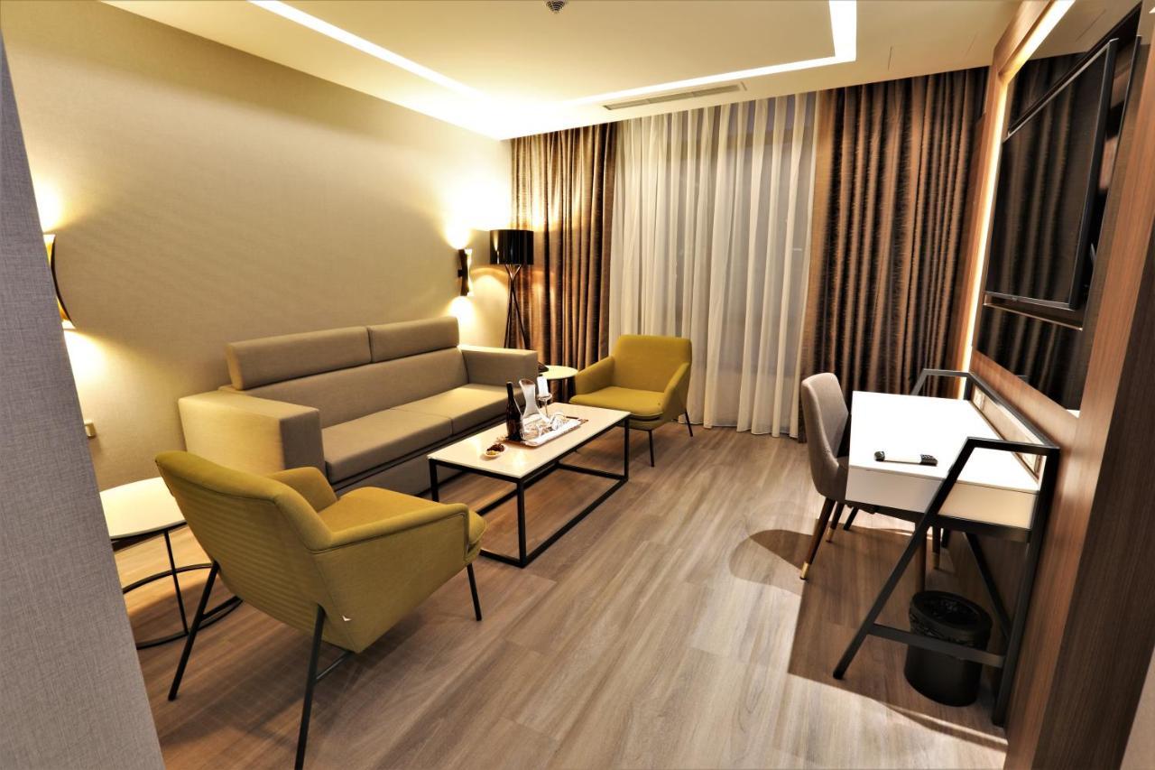 Limak Skopje Luxury Hotel Exterior photo 3D rendering of a living room