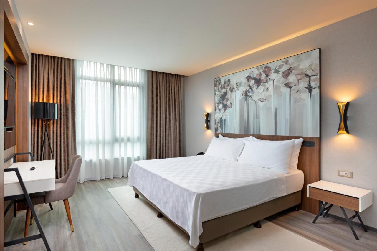 Limak Skopje Luxury Hotel Exterior photo Deluxe room