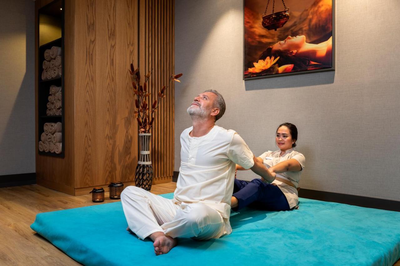 Limak Skopje Luxury Hotel Exterior photo Thai massage