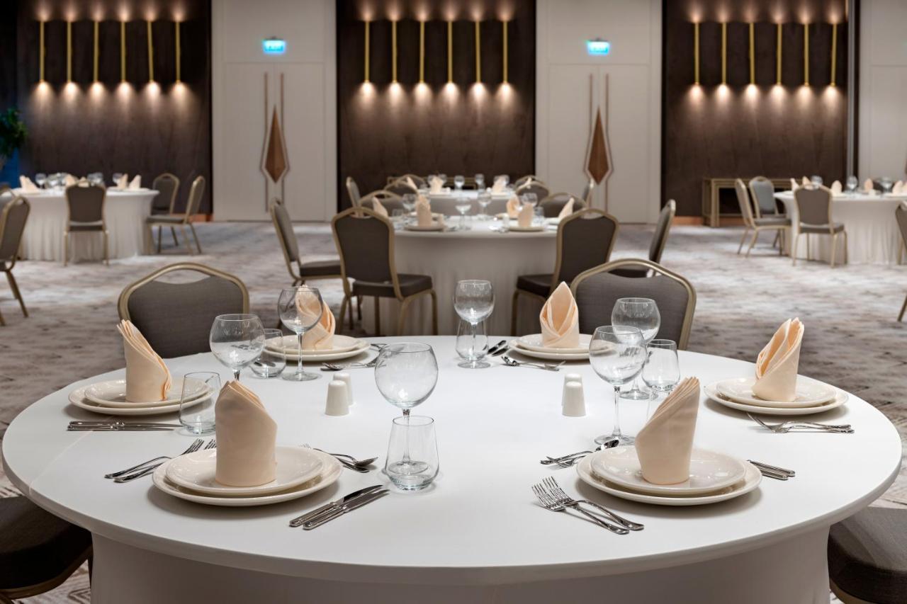 Limak Skopje Luxury Hotel Exterior photo Banquet hall