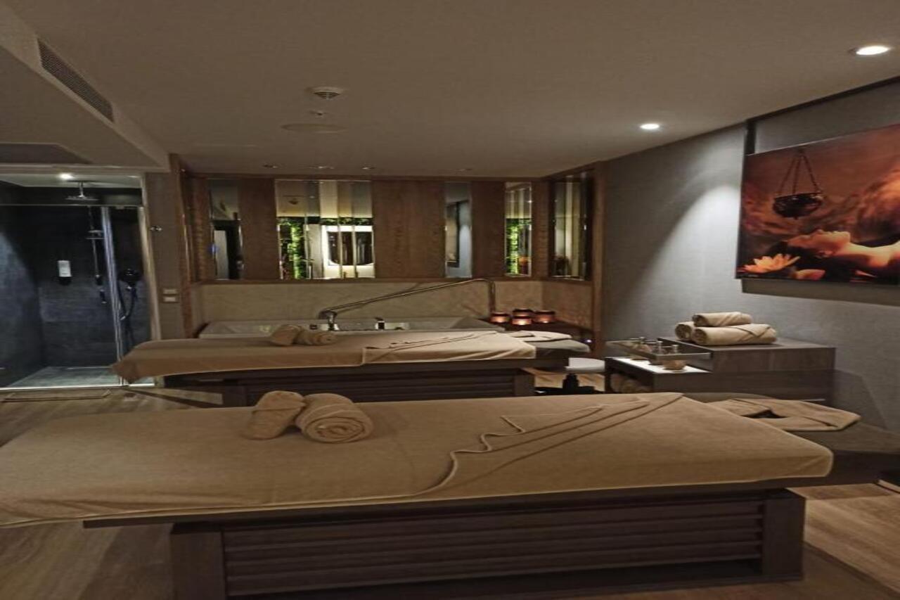 Limak Skopje Luxury Hotel Exterior photo Spa at the hotel
